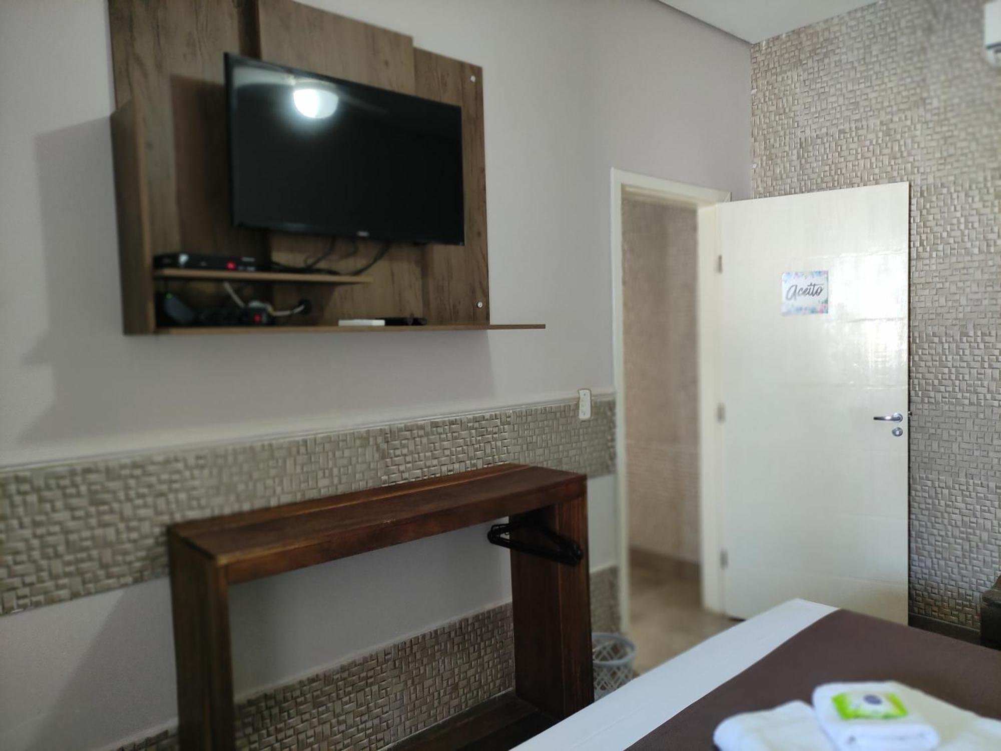 Pousada Da Gi Suites E Turismo Chapada dos Guimarães Εξωτερικό φωτογραφία